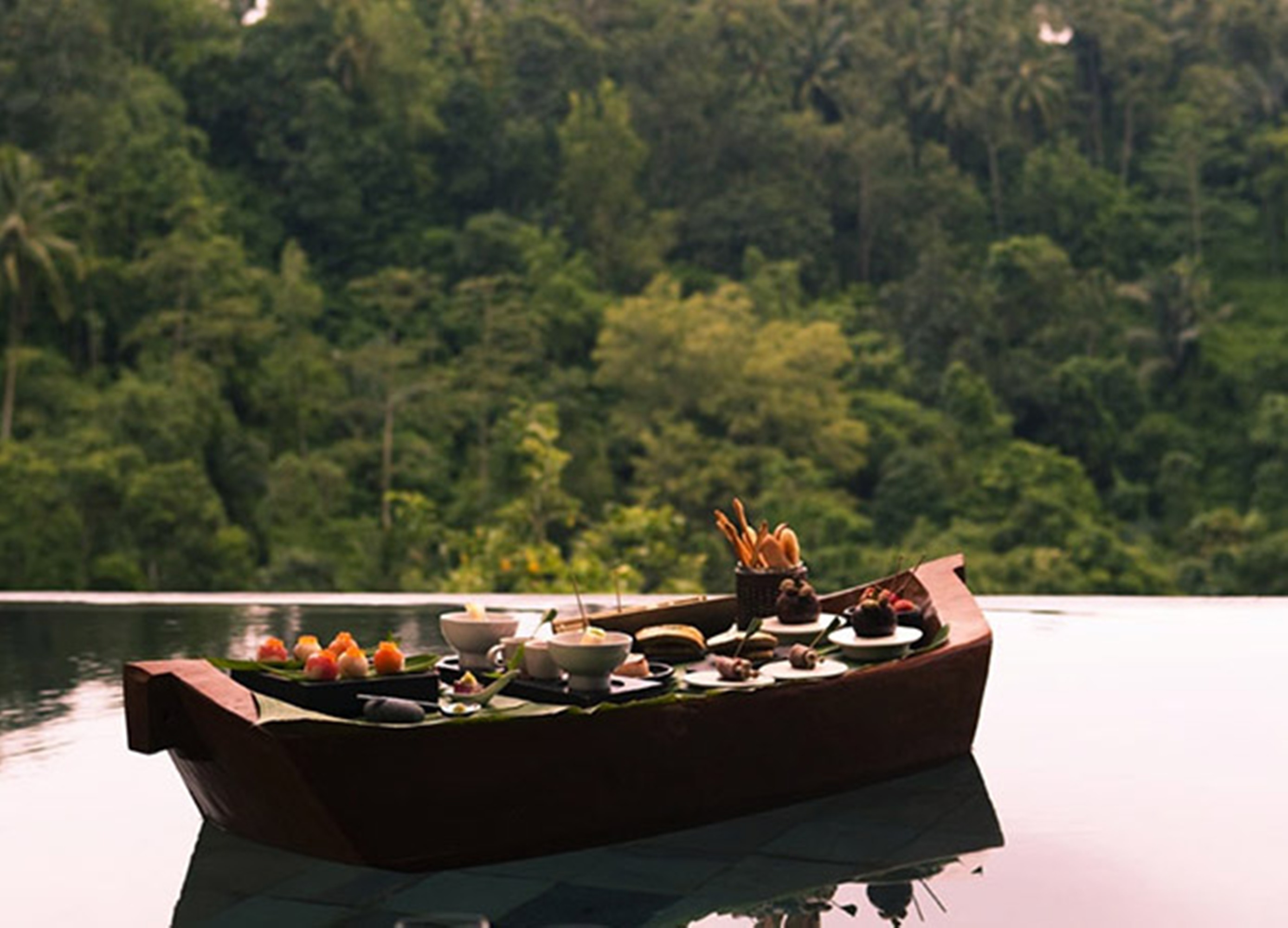 Unique Experiences in Bali - Floating boat sensation 3