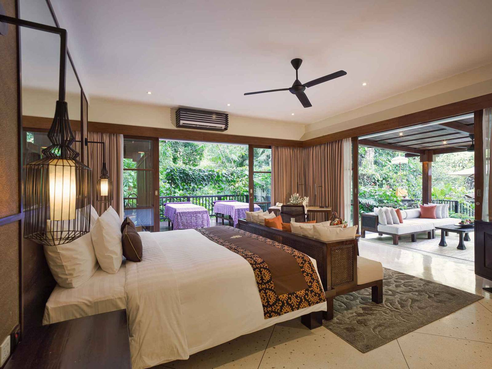 Majestic Suite