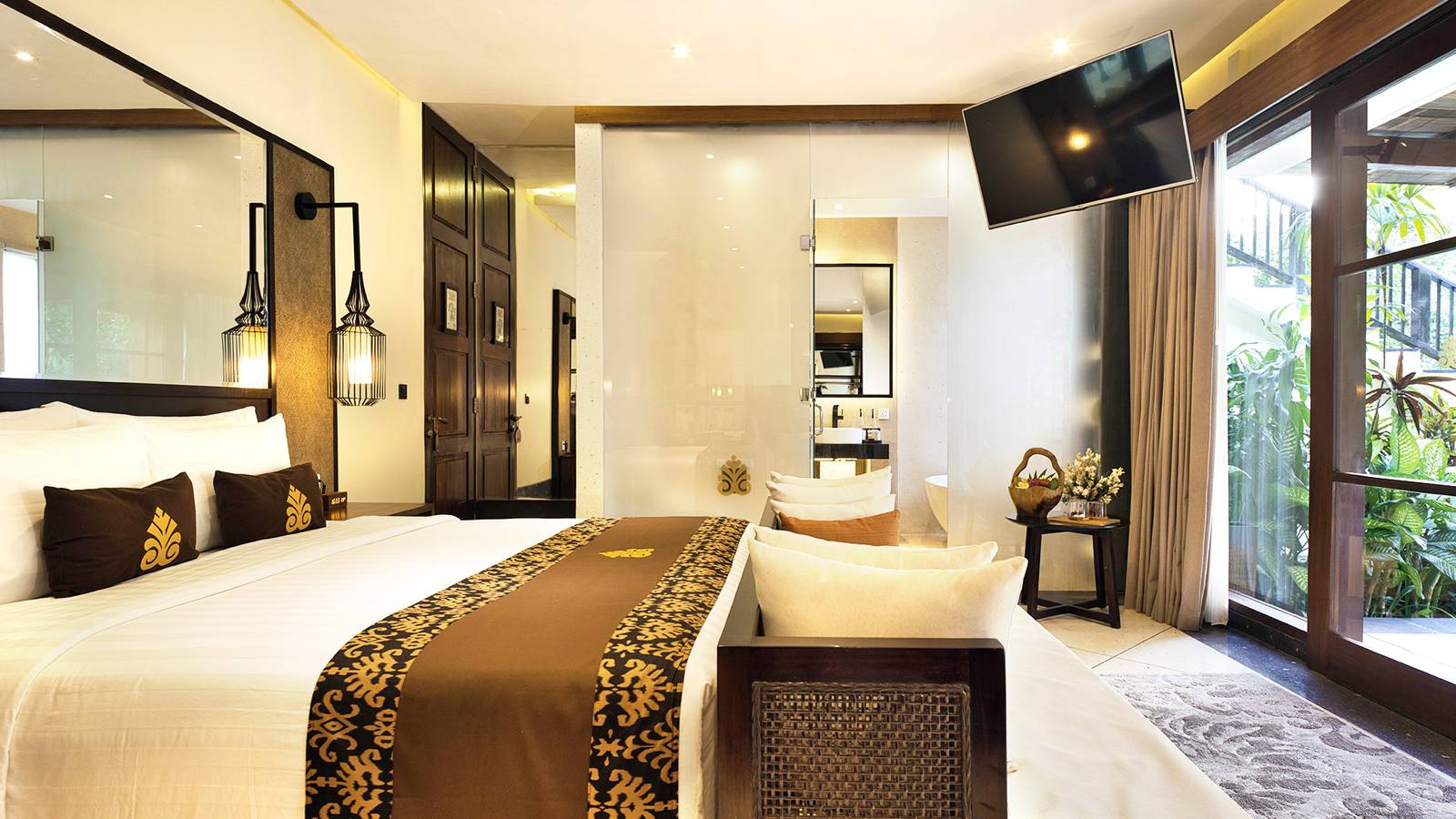  Garden Suite 1 & 2 - 2