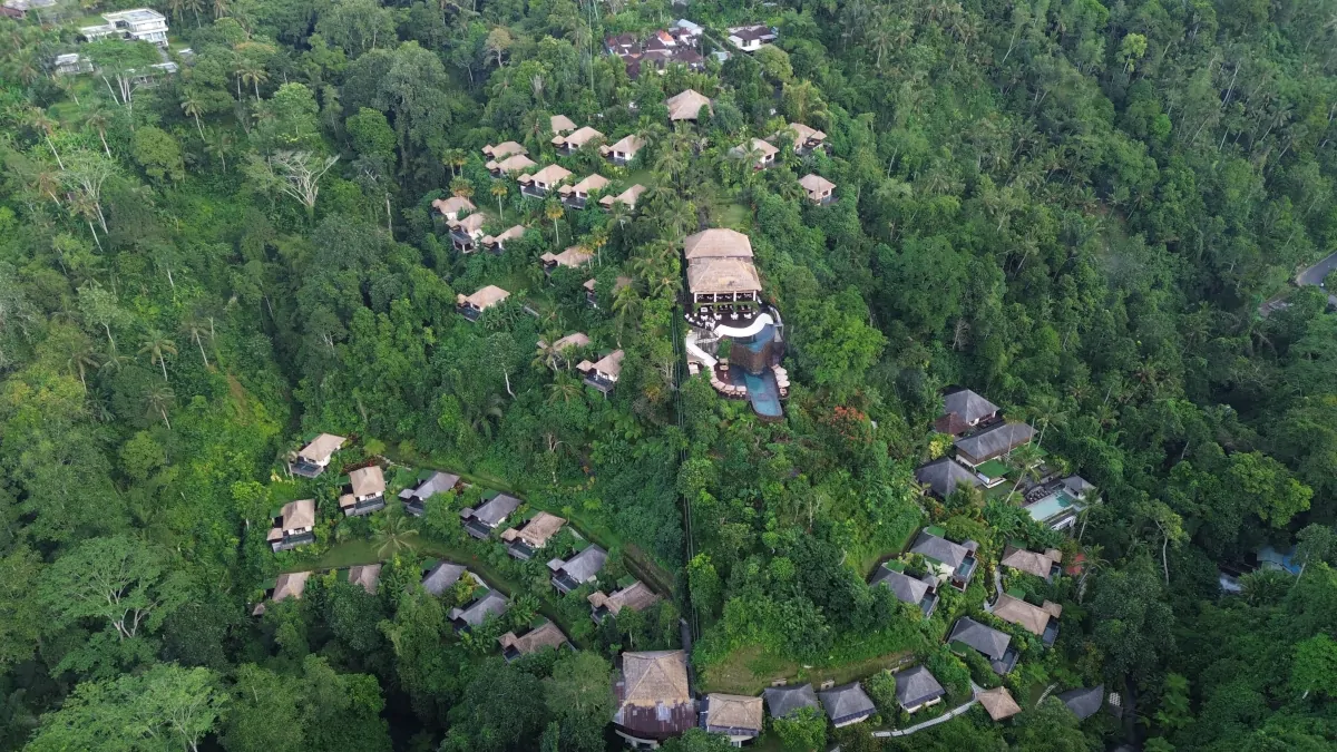 Hanging Gardens of Bali luxury resort Ubud rainforest views