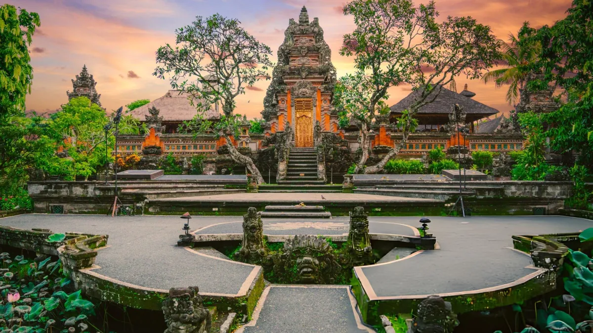 Traditional Balinese architecture and cultural heritage in Ubud