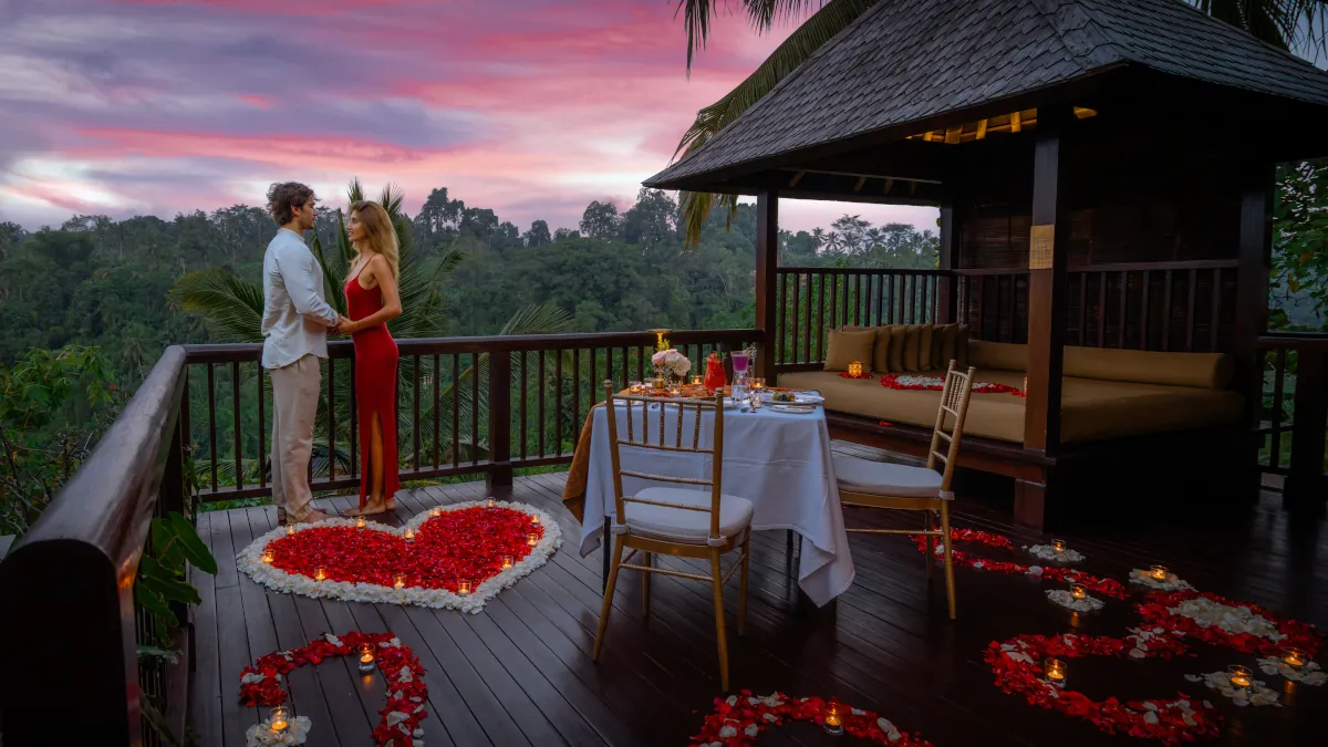 Honeymoon & Romance